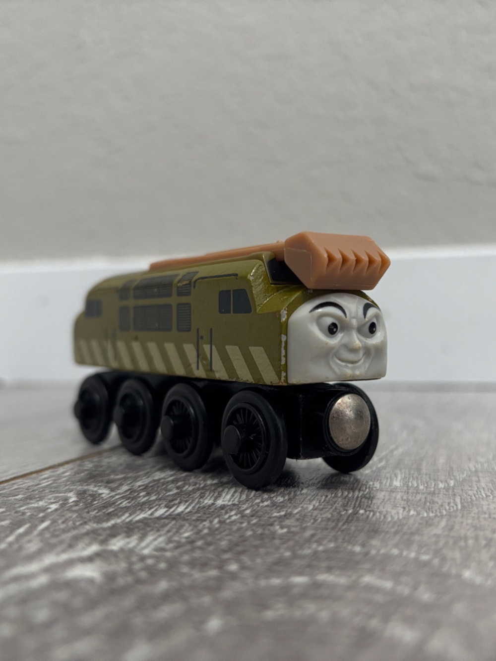 Wooden Diesel 10 - Thomas & Friends